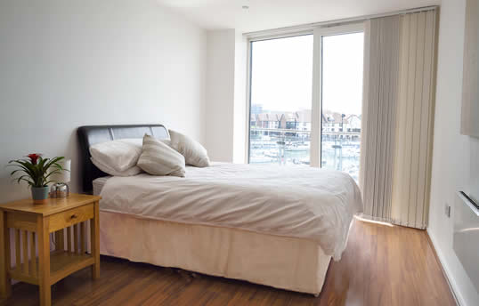 Short-term rental double bedroom
